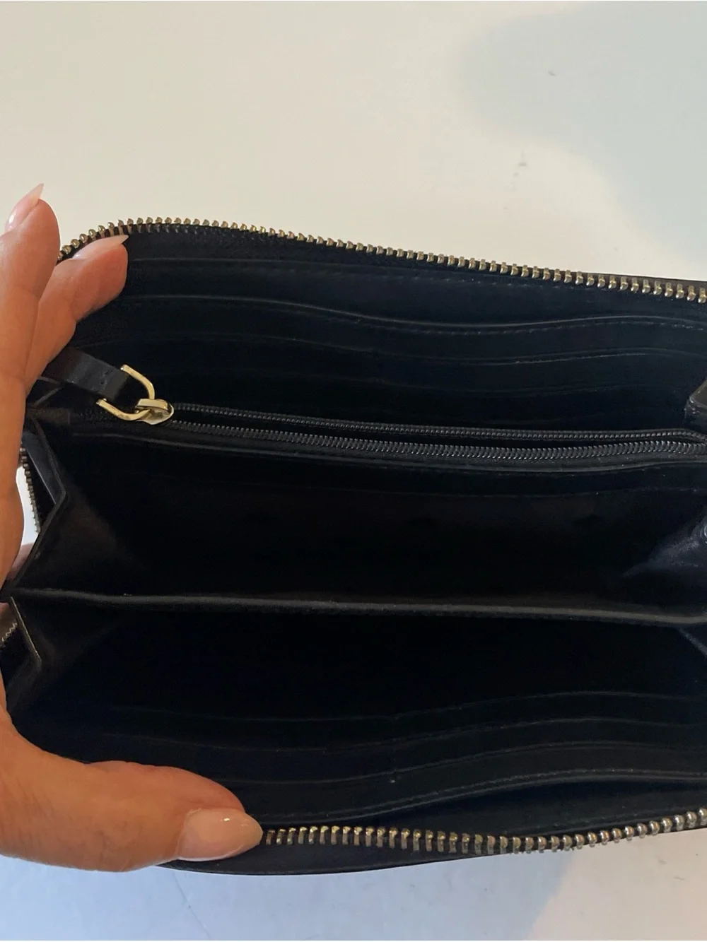 kate spade Black Pebbled Leather Zip Card & Key Holder with Gold Logo